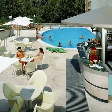 Hotel Charlie In Pesaro