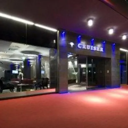 Hotel Charlie In Pesaro