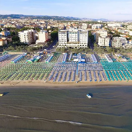 Charlie In Pesaro