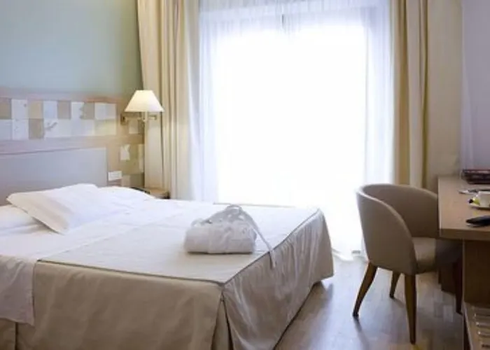 Hotel Uappala Cruiser 4*