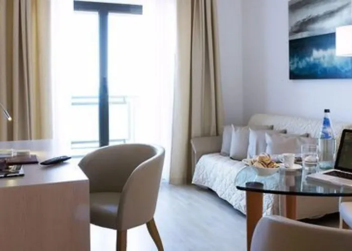 Uappala Cruiser Hotel