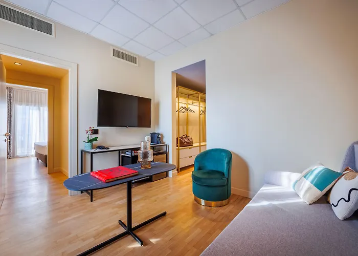 Uappala Cruiser Hotel