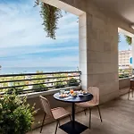 Hotel Charlie In