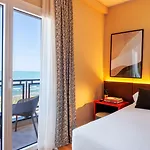 Hotel Charlie In