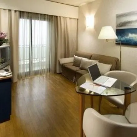 Charlie In Pesaro Hotel 4*