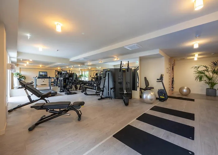 Uappala Cruiser Hotel 4*