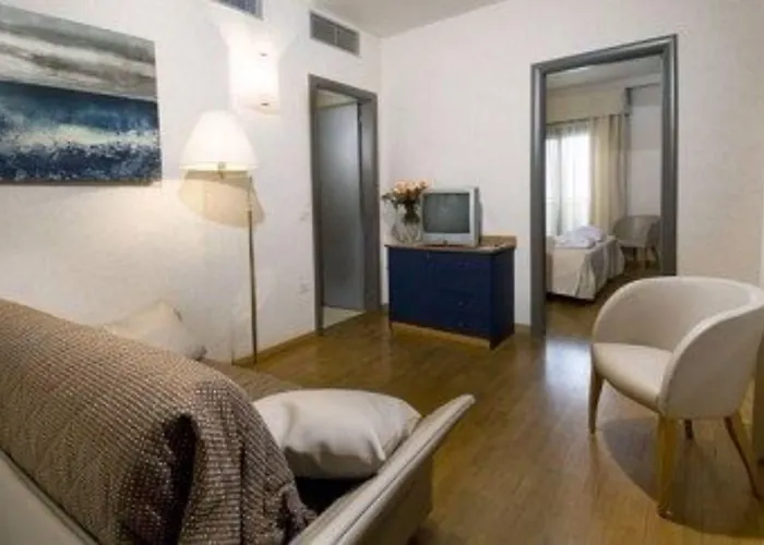 Uappala Cruiser Hotel 4*