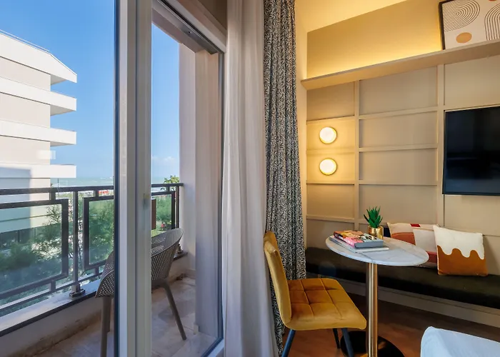 Uappala Cruiser Hotel 4*